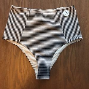 High-waisted striped bikini bottoms